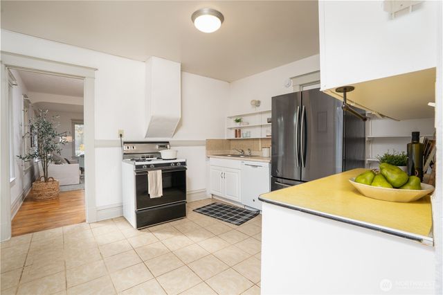 205 Brandywine Ave, Dupont, WA 98327