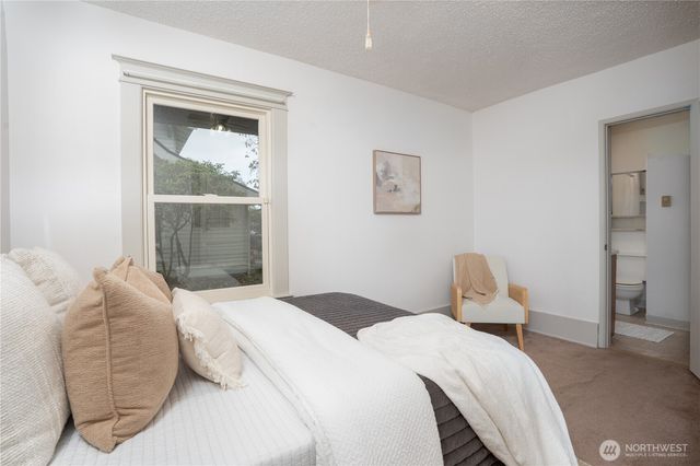 205 Brandywine Ave, Dupont, WA 98327