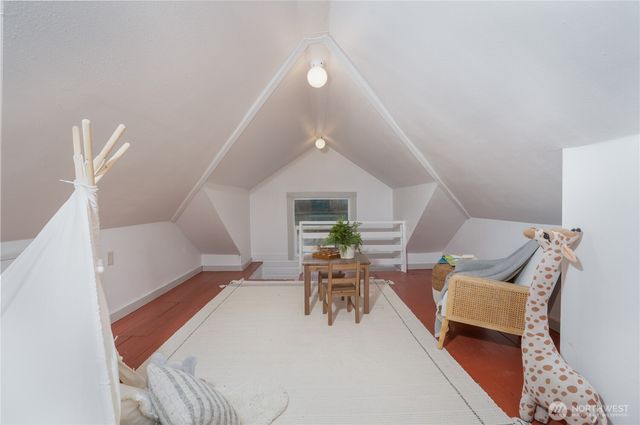 205 Brandywine Ave, Dupont, WA 98327