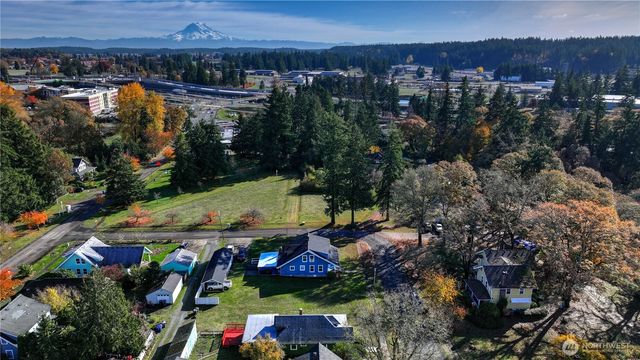 205 Brandywine Ave, Dupont, WA 98327