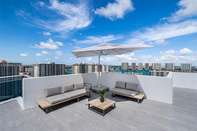 17550 Collins Avenue PH1, Sunny Isles Beach, FL 33160