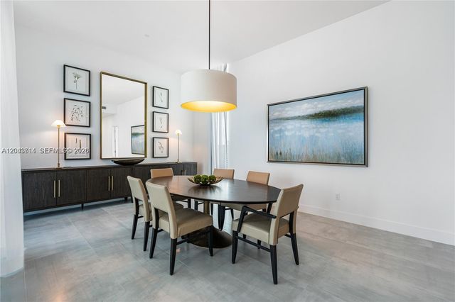 17550 Collins Avenue PH1, Sunny Isles Beach, FL 33160