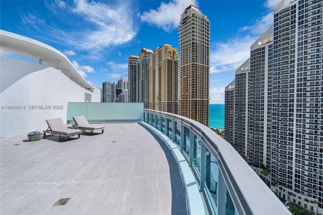17550 Collins Avenue PH1, Sunny Isles Beach, FL 33160