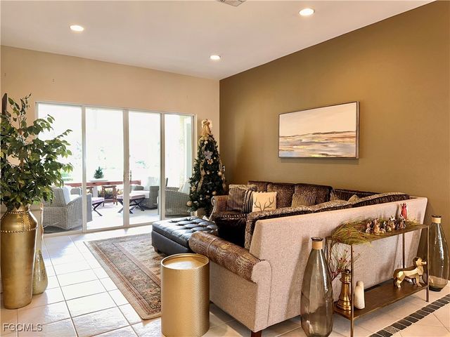 3411 Marbella CT, Bonita Springs, FL 34134