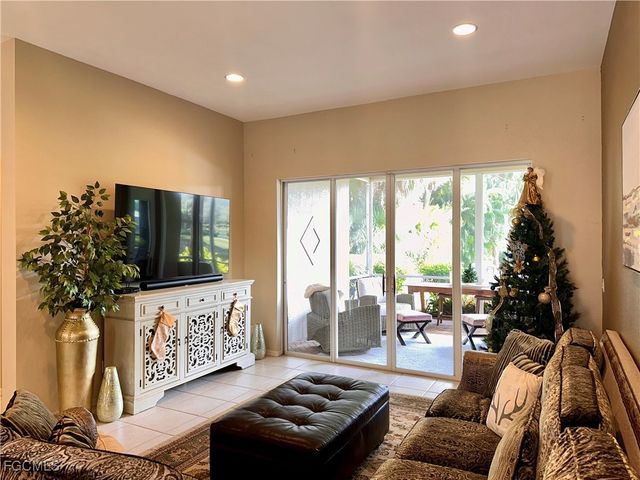 3411 Marbella CT, Bonita Springs, FL 34134