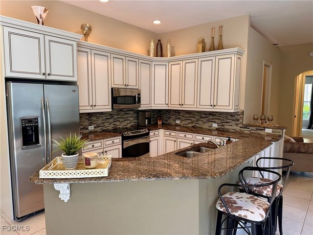 3411 Marbella CT, Bonita Springs, FL 34134