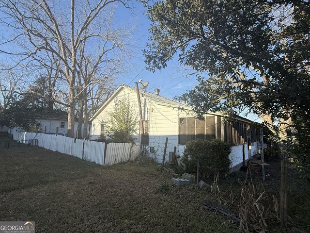 5815 14th Avenue, Eastman, GA 31023