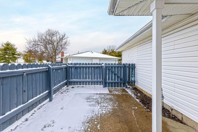 8378 Greyhawk Circle, Columbus, OH 43240