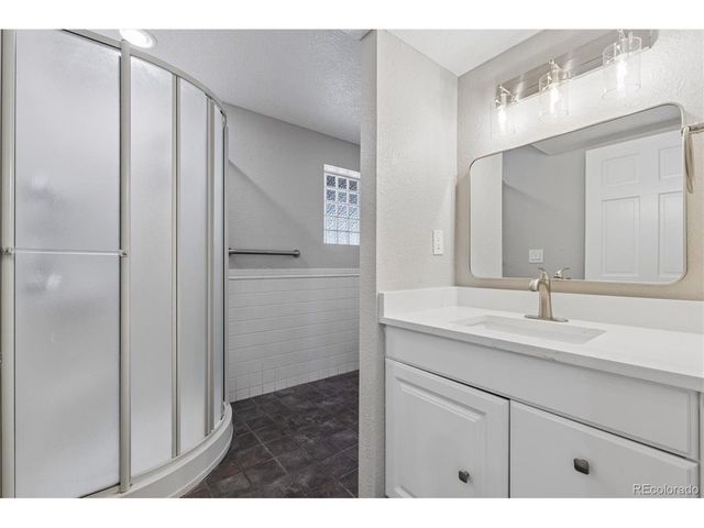 4332 W B St, Greeley, CO 80634