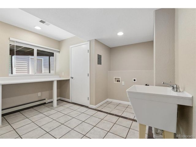 4332 W B St, Greeley, CO 80634