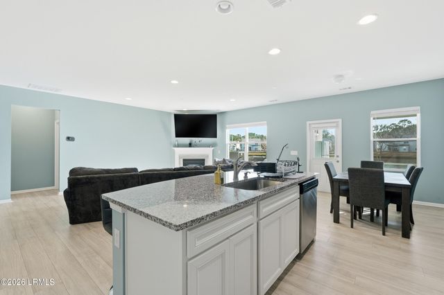 9 Toxaway Lane, Beaufort, SC 29906