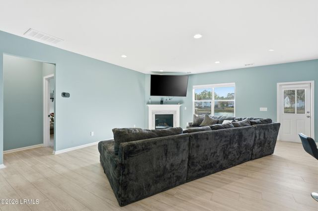 9 Toxaway Lane, Beaufort, SC 29906