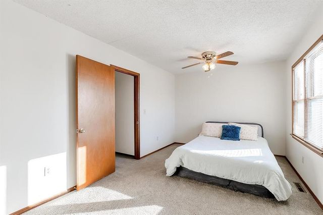 2602 W Hadden Ave, Wichita, KS 67217