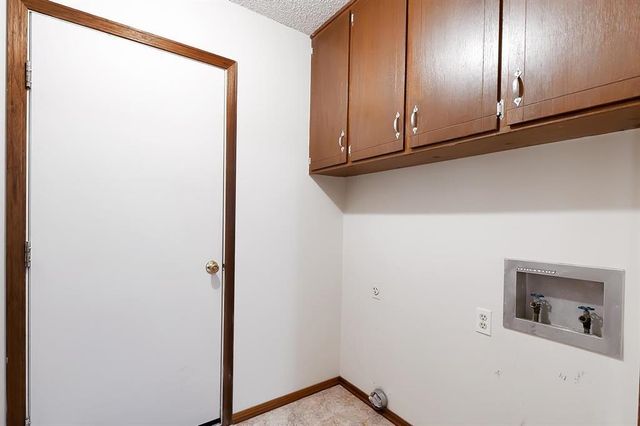 2602 W Hadden Ave, Wichita, KS 67217