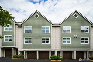 3116 164th Street SW #607, Lynnwood, WA 98087