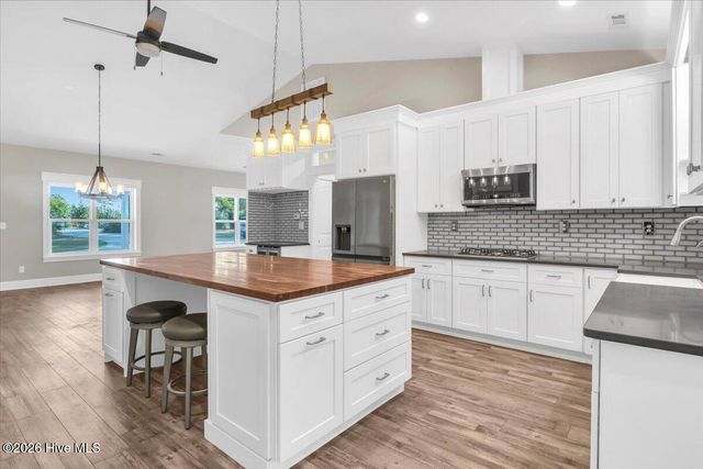 159 Big Macedonia Road NW, Supply, NC 28462