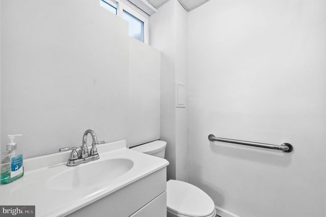 2502 HUGHES RD, Hyattsville, MD 20783