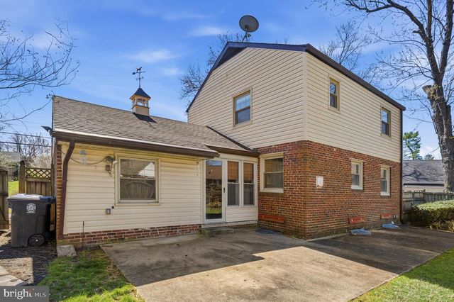 2502 HUGHES RD, Hyattsville, MD 20783