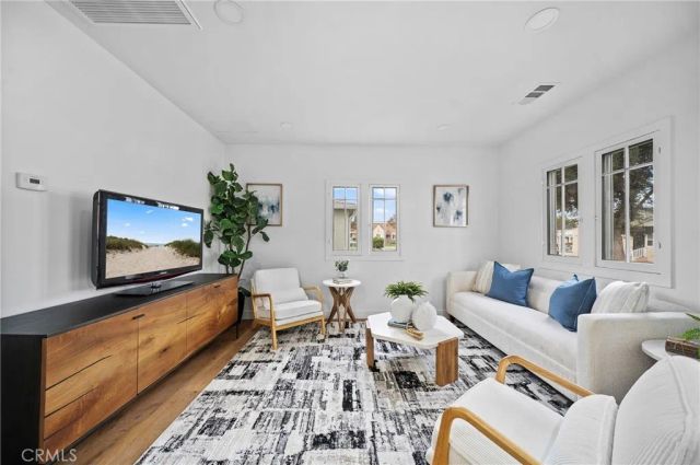 2560 Las Flores, Alhambra, CA 91803