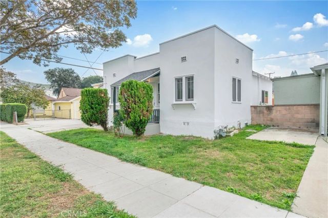 2560 Las Flores, Alhambra, CA 91803