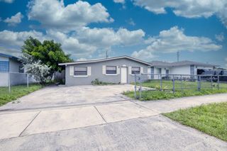 3011 NW 3rd St, Pompano Beach, FL 33069