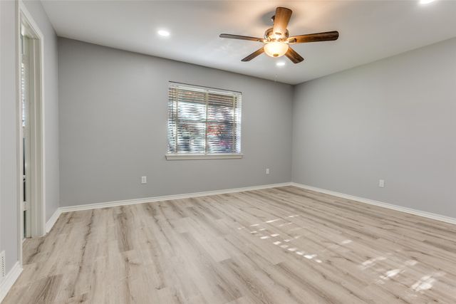 5529 Tanbark Road, Dallas, TX 75229