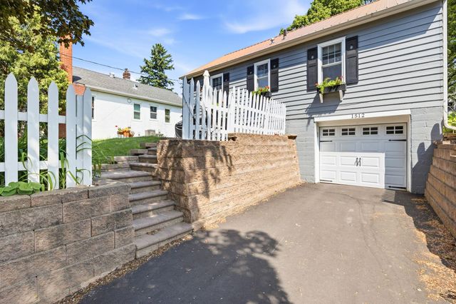 1512 Eleanor Avenue, Saint Paul, MN 55116