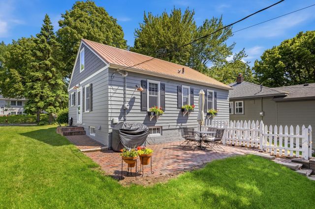 1512 Eleanor Avenue, Saint Paul, MN 55116