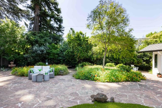 425 Claremont Way, Menlo Park, CA 94025