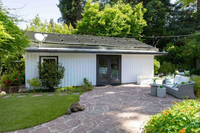 425 Claremont Way, Menlo Park, CA 94025