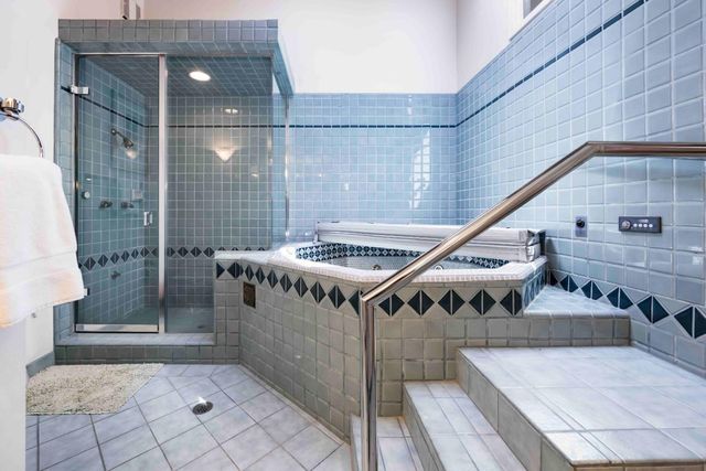 425 Claremont Way, Menlo Park, CA 94025