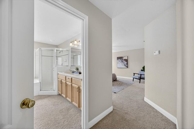 5216 Wyndham Oak Ln, Carmichael, CA 95608