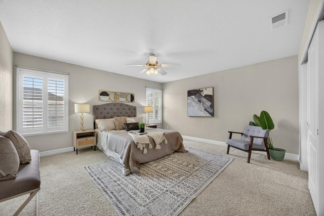 5216 Wyndham Oak Ln, Carmichael, CA 95608