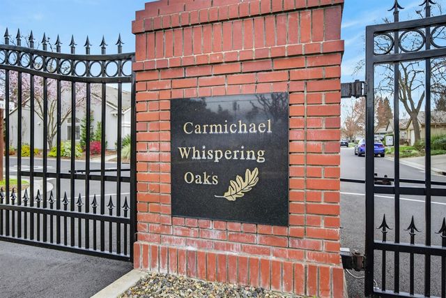 5216 Wyndham Oak Ln, Carmichael, CA 95608