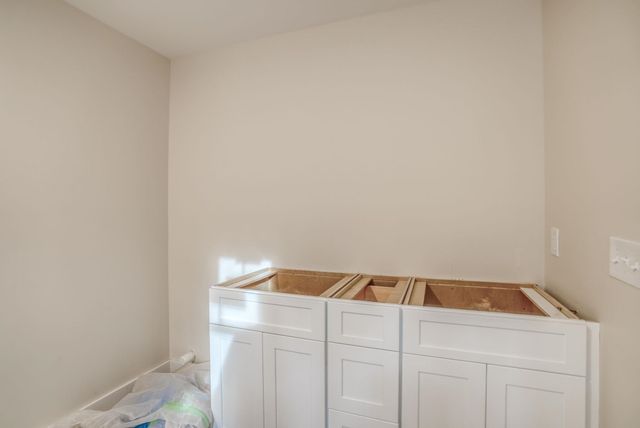 23 Bessie Leavitt Lane, New Boston, NH 03070