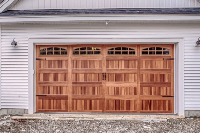 23 Bessie Leavitt Lane, New Boston, NH 03070