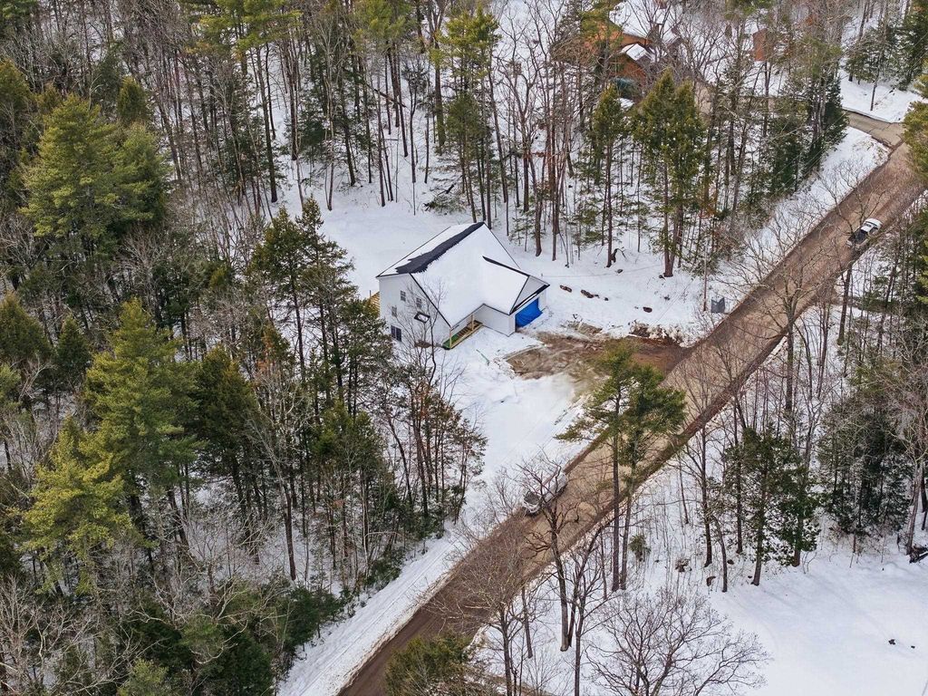 23 Bessie Leavitt Lane, New Boston, NH 03070