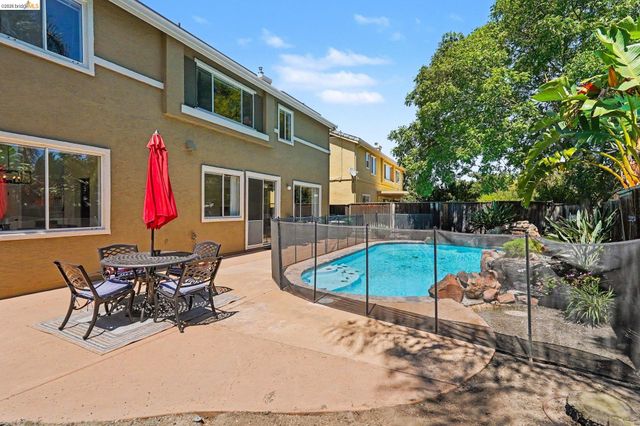 894 Stonewood Dr, Brentwood, CA 94513