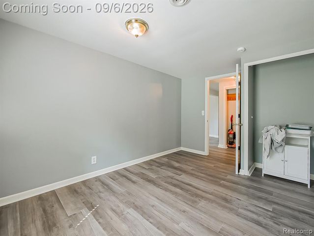 20380 Floral Street, Livonia, MI 48152