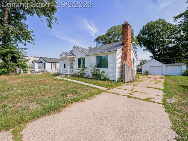 20380 Floral Street, Livonia, MI 48152