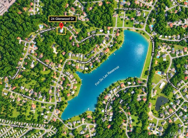 24 Glenwood Drive, Fenton, MO 63026