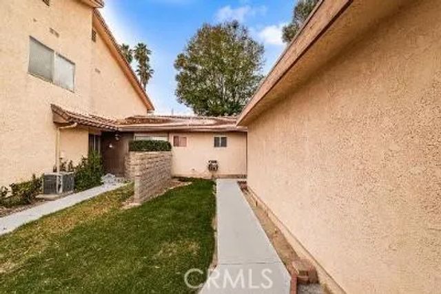 2116 Jacaranda Court, San Bernardino, CA 92404
