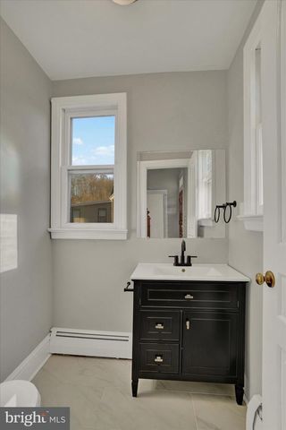 3314 BOOSE RD, Glen Rock, PA 17327