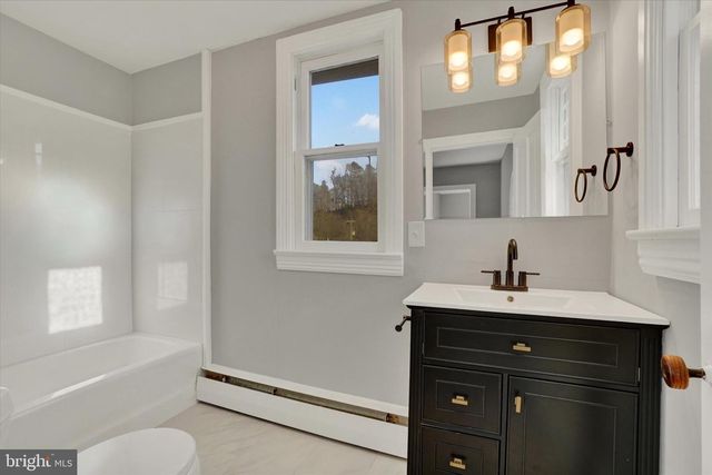 3314 BOOSE RD, Glen Rock, PA 17327