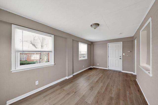 1211 Hilltop Drive, Covington, KY 41011