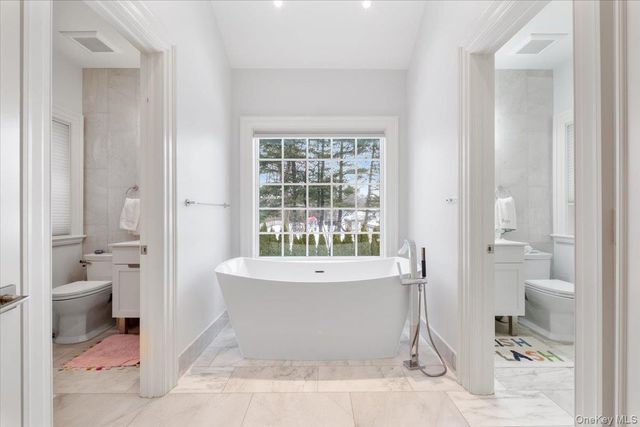 38 Sage Terrace, Scarsdale, NY 10583