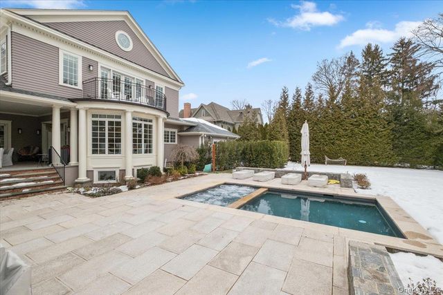 38 Sage Terrace, Scarsdale, NY 10583
