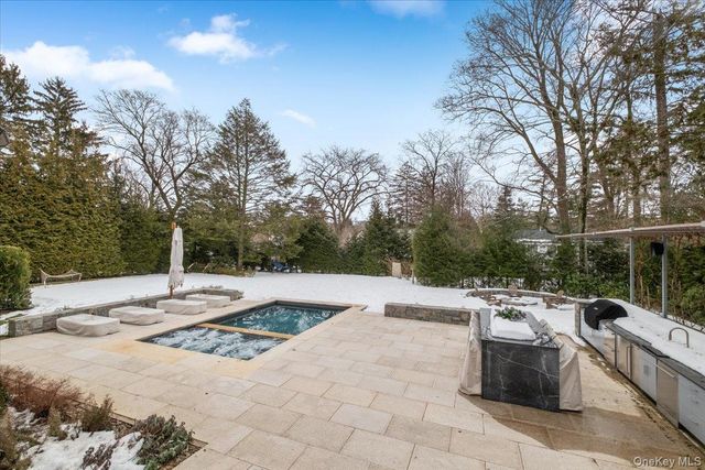 38 Sage Terrace, Scarsdale, NY 10583