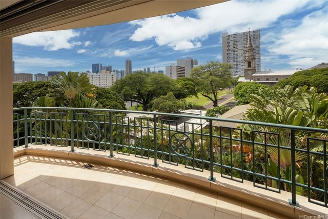 1740 S Beretania Street 25, Honolulu, HI 96826