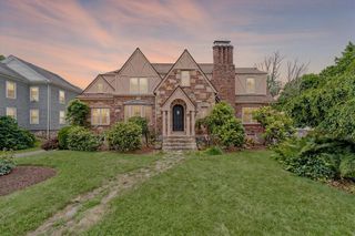 44 Highland St, Southbridge, MA 01550